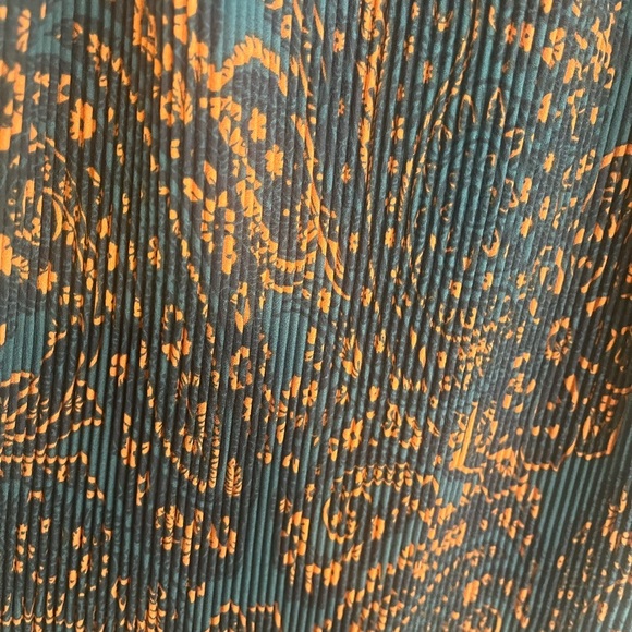 Banana Republic Factory blue and orange pleated halter tank - Picture 2 of 6